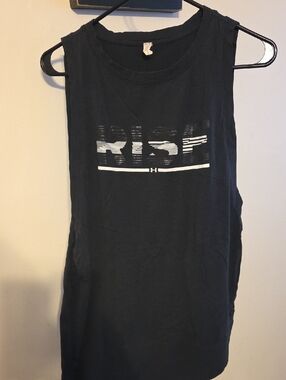 Under Armour Black Sleeveless 'RISE' Graphic Tank